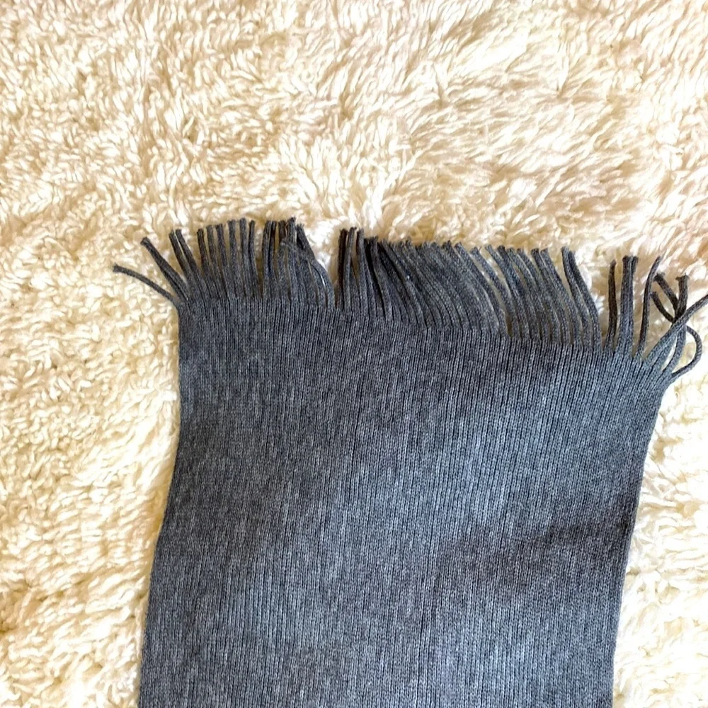 GRAY WINTER SCARF WOOL BLEND 12x 67” EUC PERFECT WARM COZY WRAP EUC